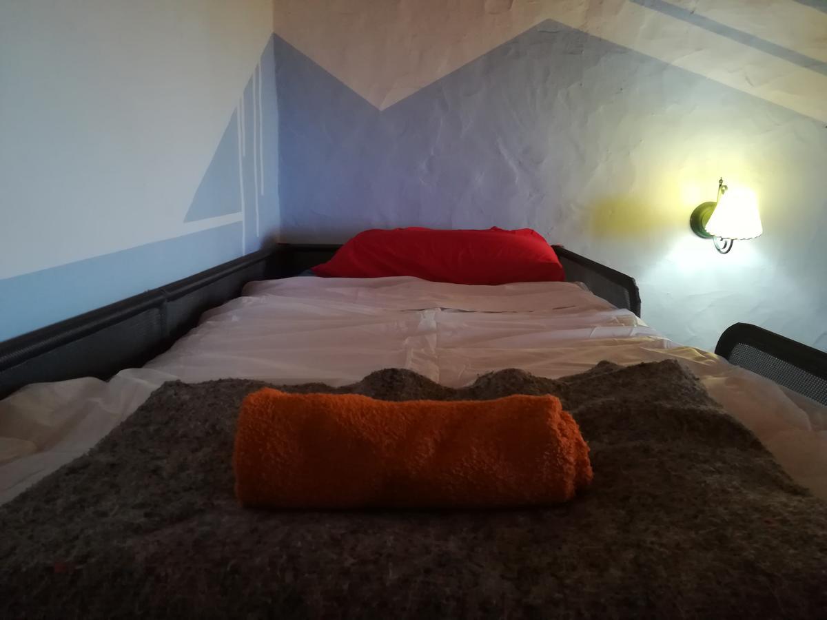 Elena'S Fair House Hostel Tesbabo Екстериор снимка