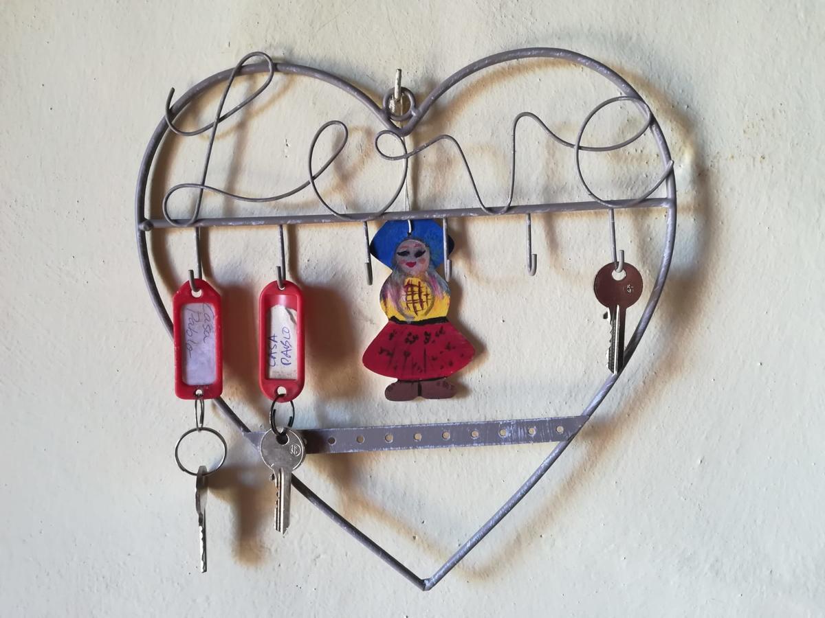 Elena'S Fair House Hostel Tesbabo Екстериор снимка